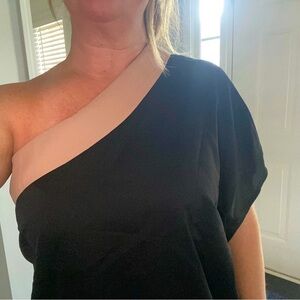Elegant Black and Tan Women's top